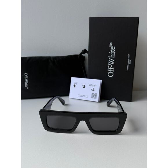 NEW Off White Ontario Black Unisex Sunglasses - Picture 2 of 6